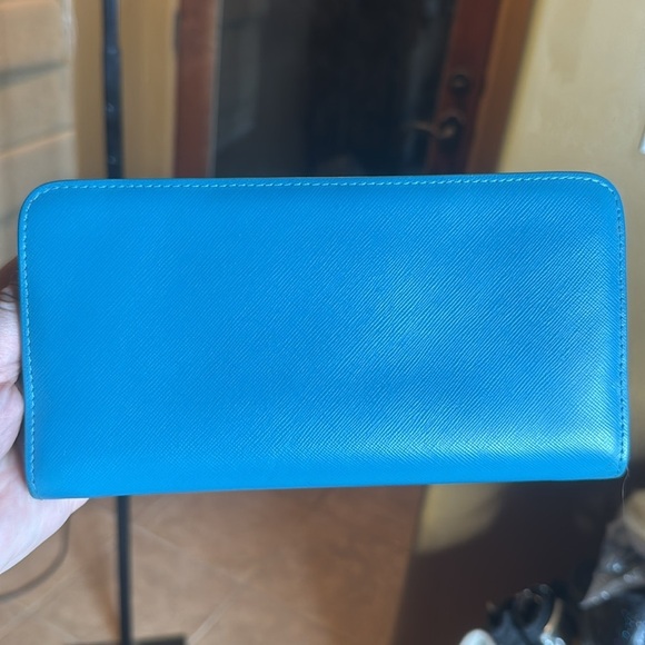 TORY BURCH Zip Around Snap Blue Leather Logo Wallet Clutch - Picture 3 of 10
